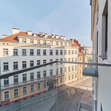 Eleganckie Studia Wyspa Slodowa By Renters Wroclaw