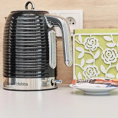 Eleganckie Studia Wyspa Slodowa By Renters Apartment